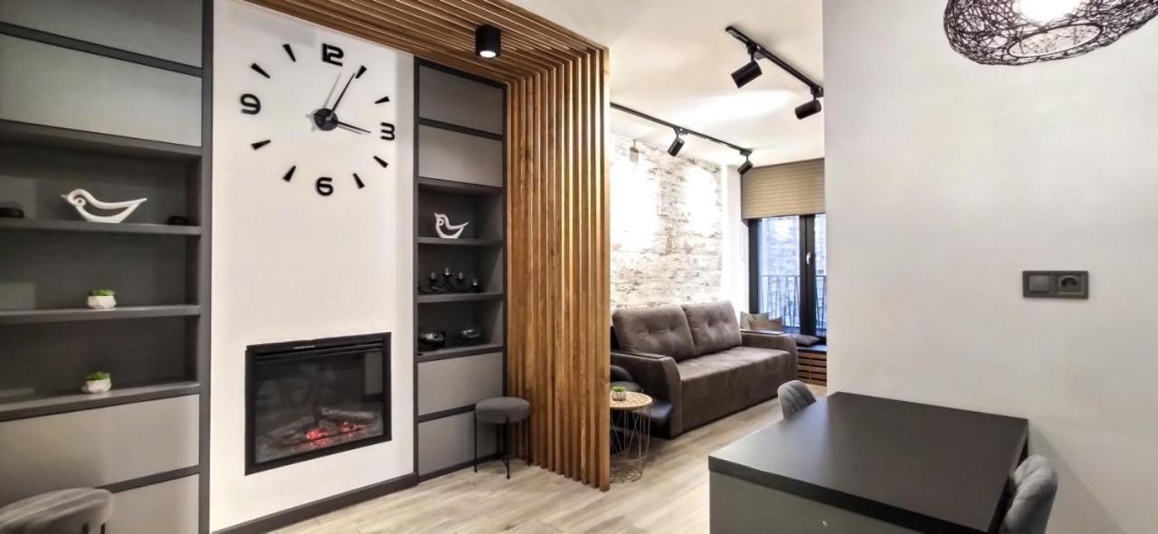 Petrovdom 52,67,205,213 In Smart Apartments In New York Concept House Киев Экстерьер фото