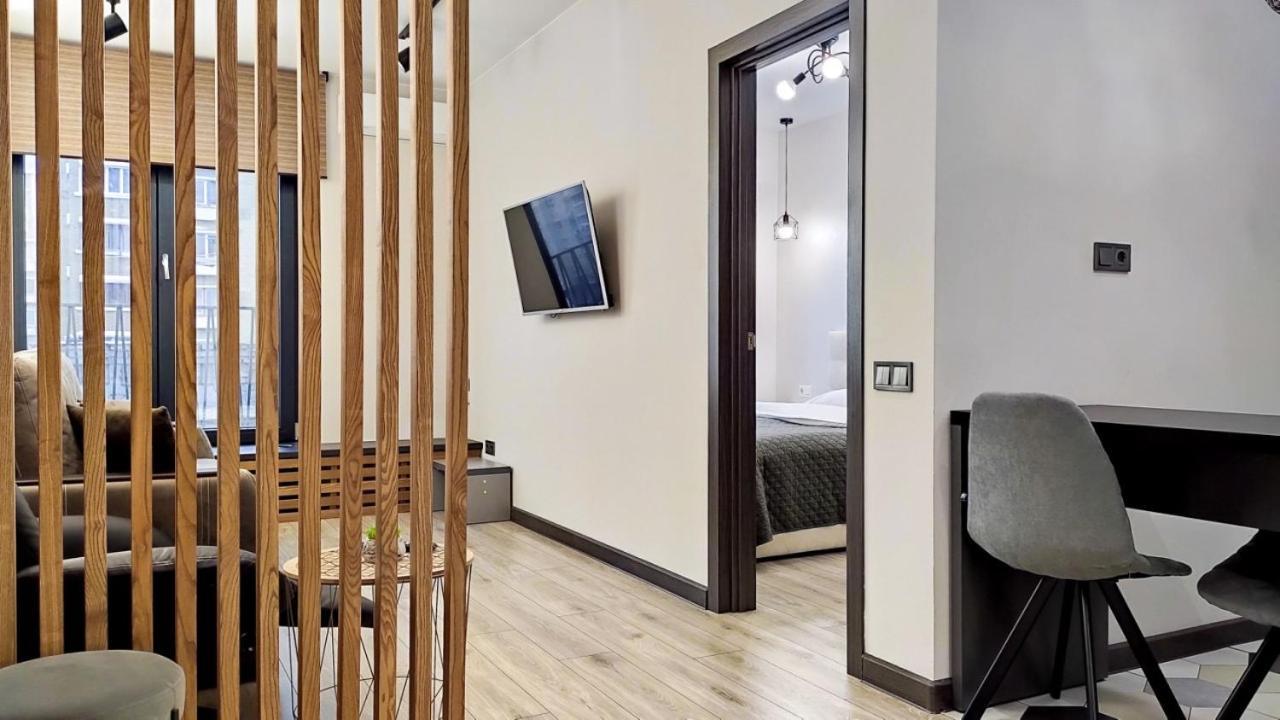 Petrovdom 52,67,205,213 In Smart Apartments In New York Concept House Киев Экстерьер фото