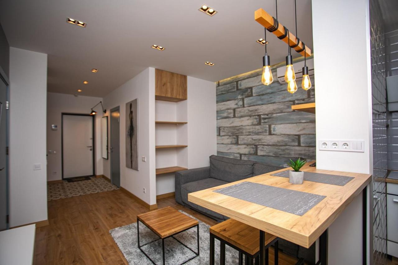 Petrovdom 52,67,205,213 In Smart Apartments In New York Concept House Киев Экстерьер фото